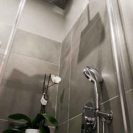 派蒂罗萨b＆b Il花园酒店 3* 卢卡